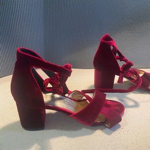 Forever Soles passion low heels Ruby Size 9